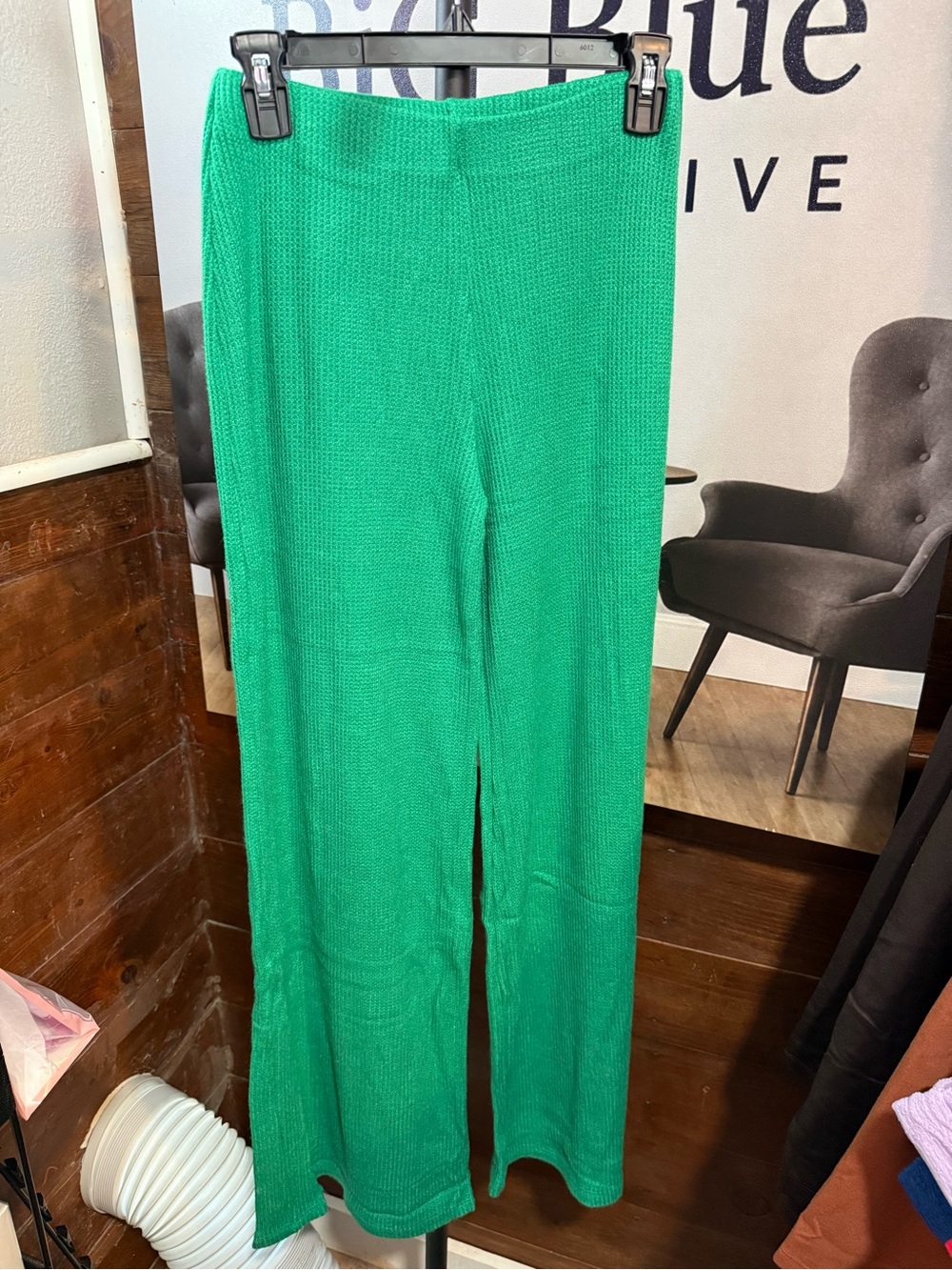 Women's Green Knit Lounge Pants - Picture 3 of 3